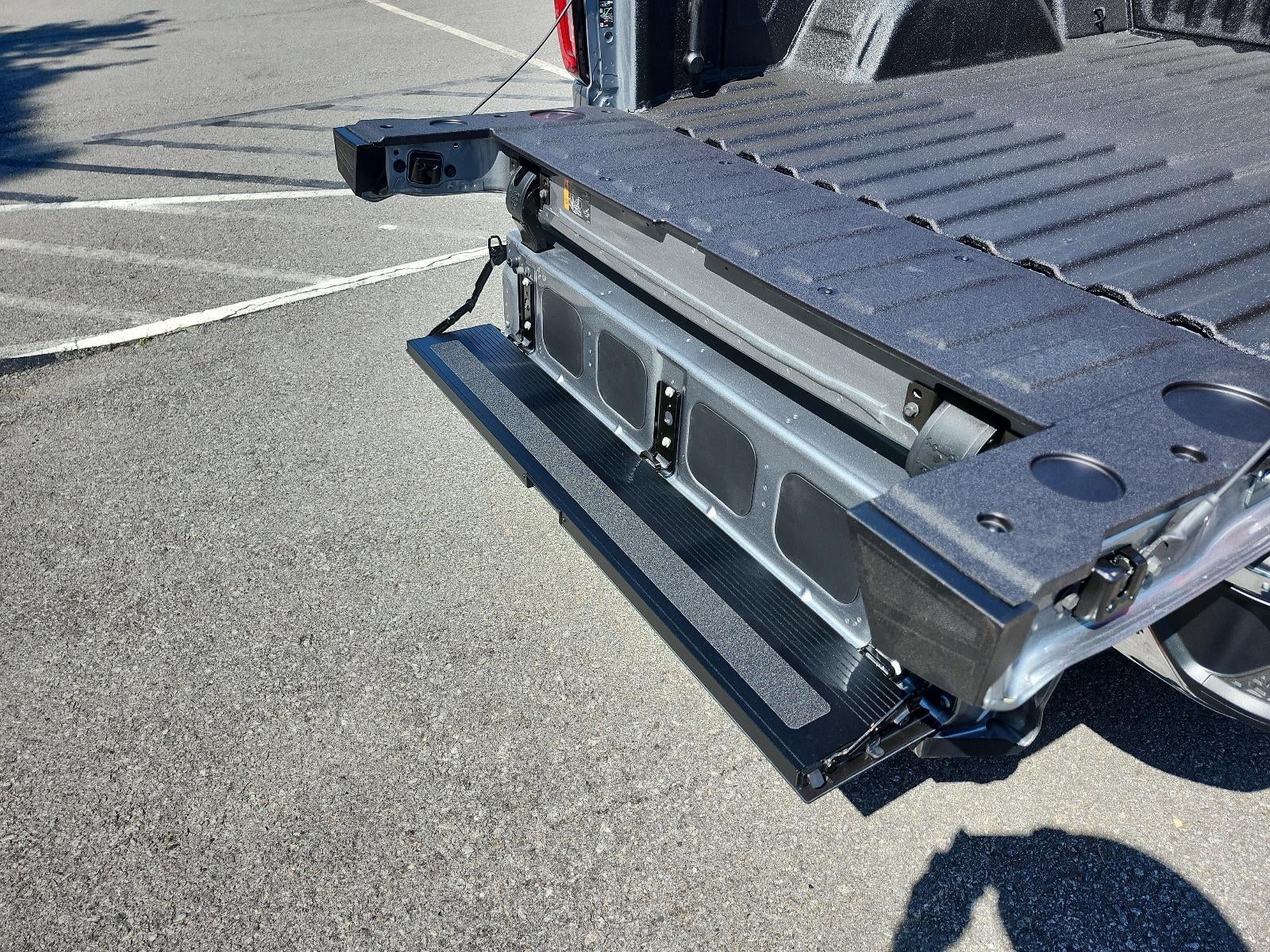 2026 GMC Sierra 1500 Crew Cab Short Box 4-Wheel Drive SLT