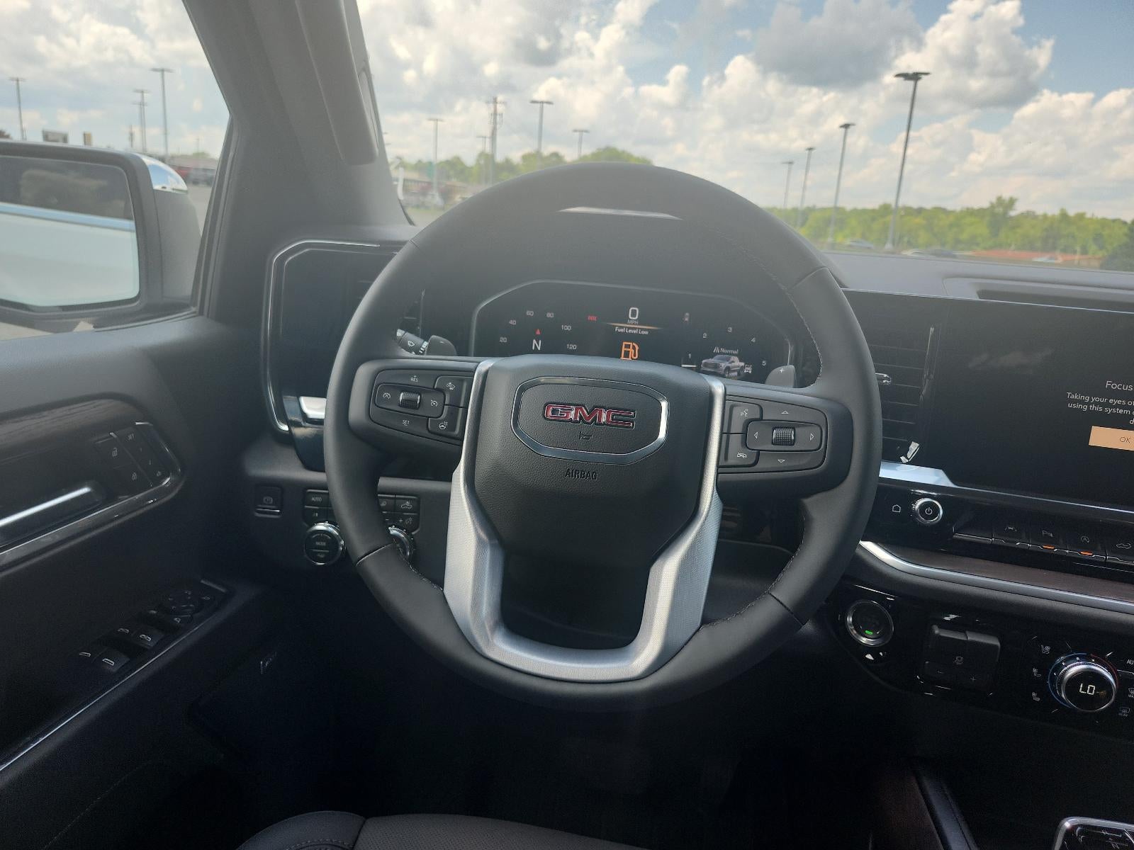 2026 GMC Sierra 1500 Crew Cab Short Box 4-Wheel Drive SLT