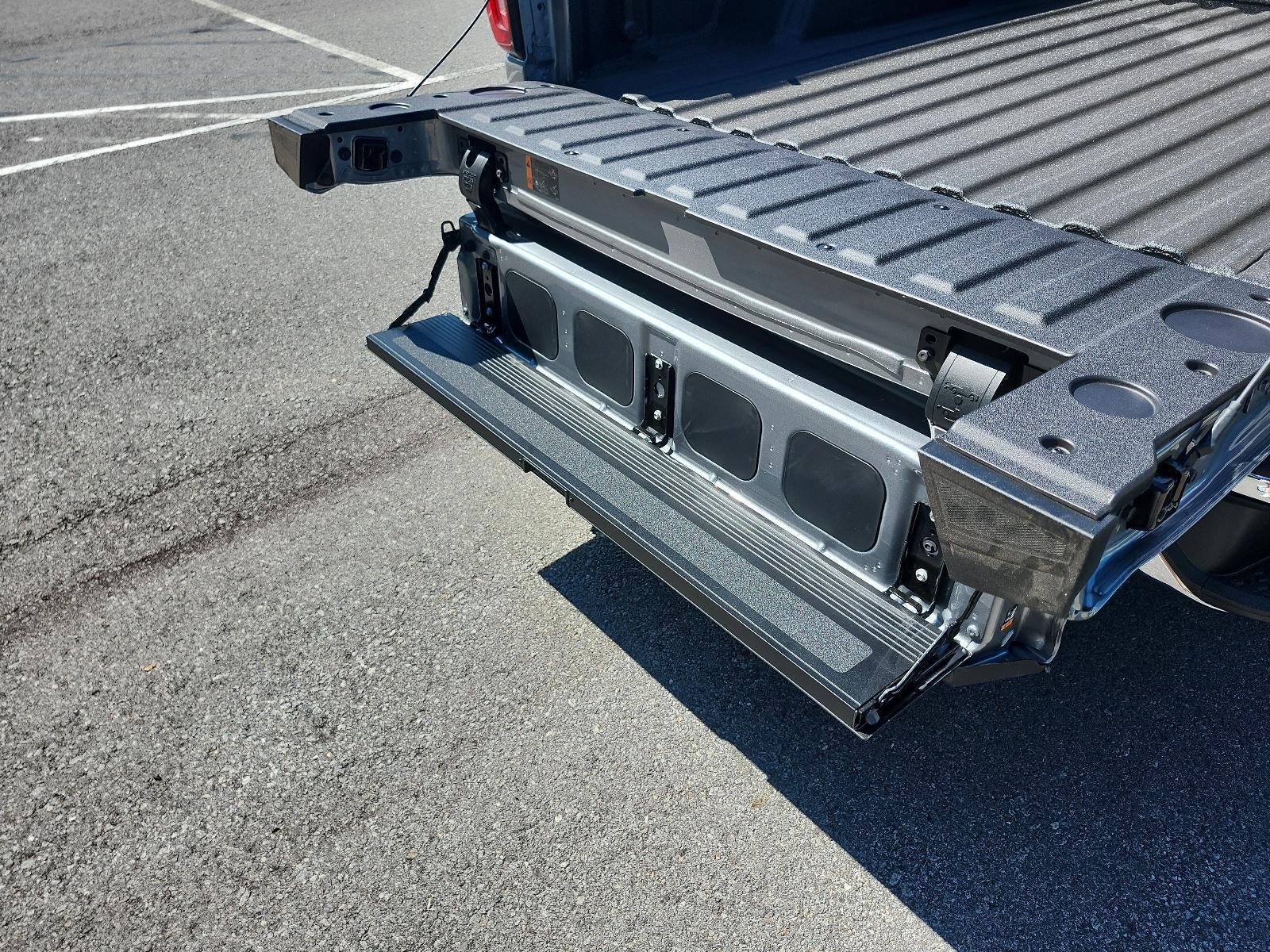 2026 GMC Sierra 1500 Crew Cab Short Box 4-Wheel Drive SLT