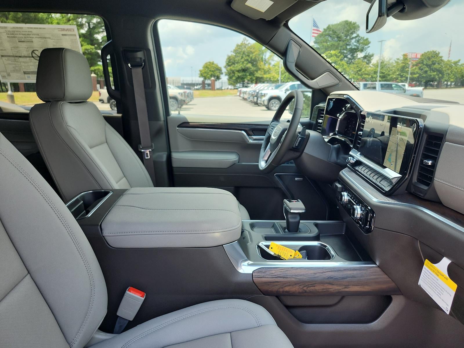 2026 GMC Sierra 1500 Crew Cab Short Box 4-Wheel Drive SLT