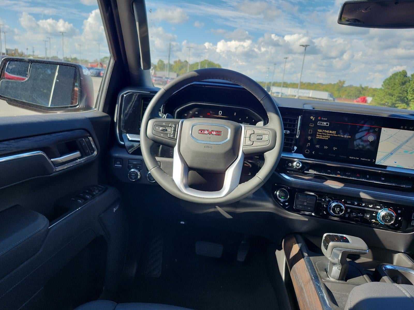 2026 GMC Sierra 1500 Crew Cab Short Box 4-Wheel Drive SLT