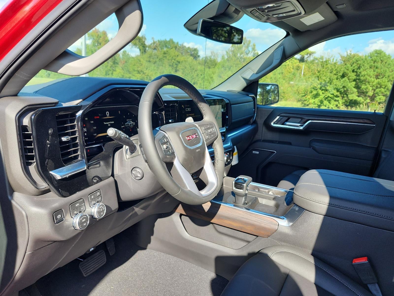 2026 GMC Sierra 1500 Crew Cab Short Box 4-Wheel Drive SLT