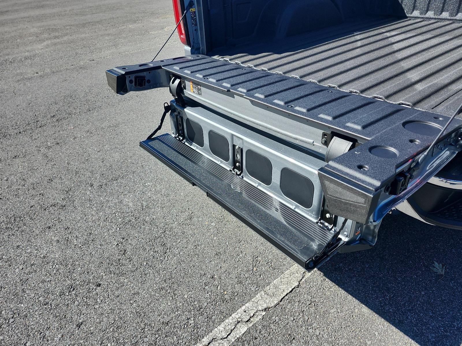2026 GMC Sierra 1500 Crew Cab Short Box 4-Wheel Drive SLT