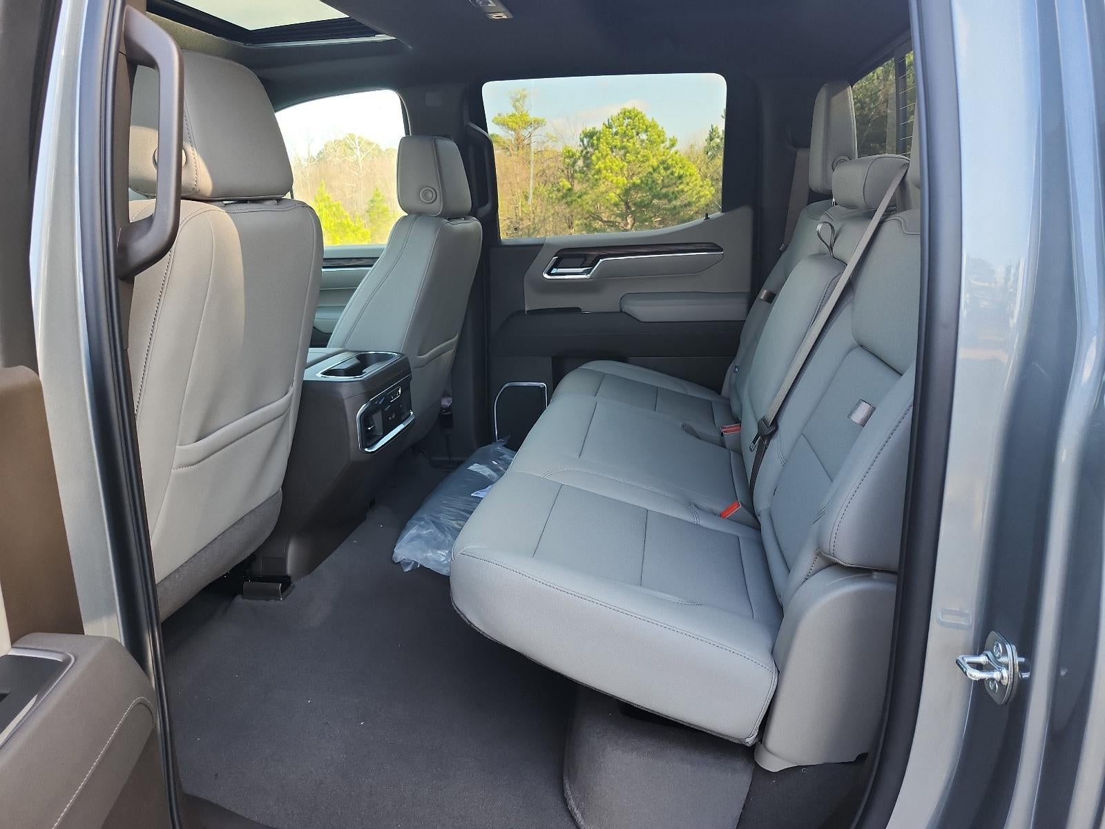 2026 GMC Sierra 1500 Crew Cab Short Box 4-Wheel Drive SLT