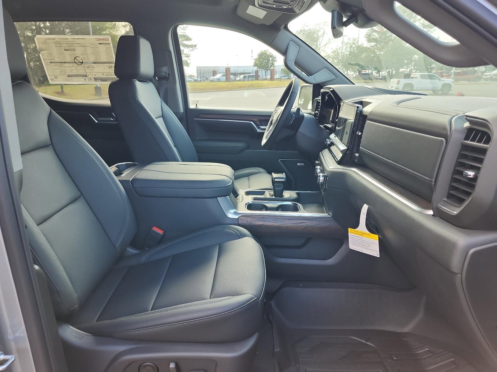 2026 GMC Sierra 1500 Crew Cab Short Box 4-Wheel Drive SLT