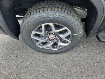 2026 GMC Sierra 1500 Crew Cab Short Box 4-Wheel Drive SLT