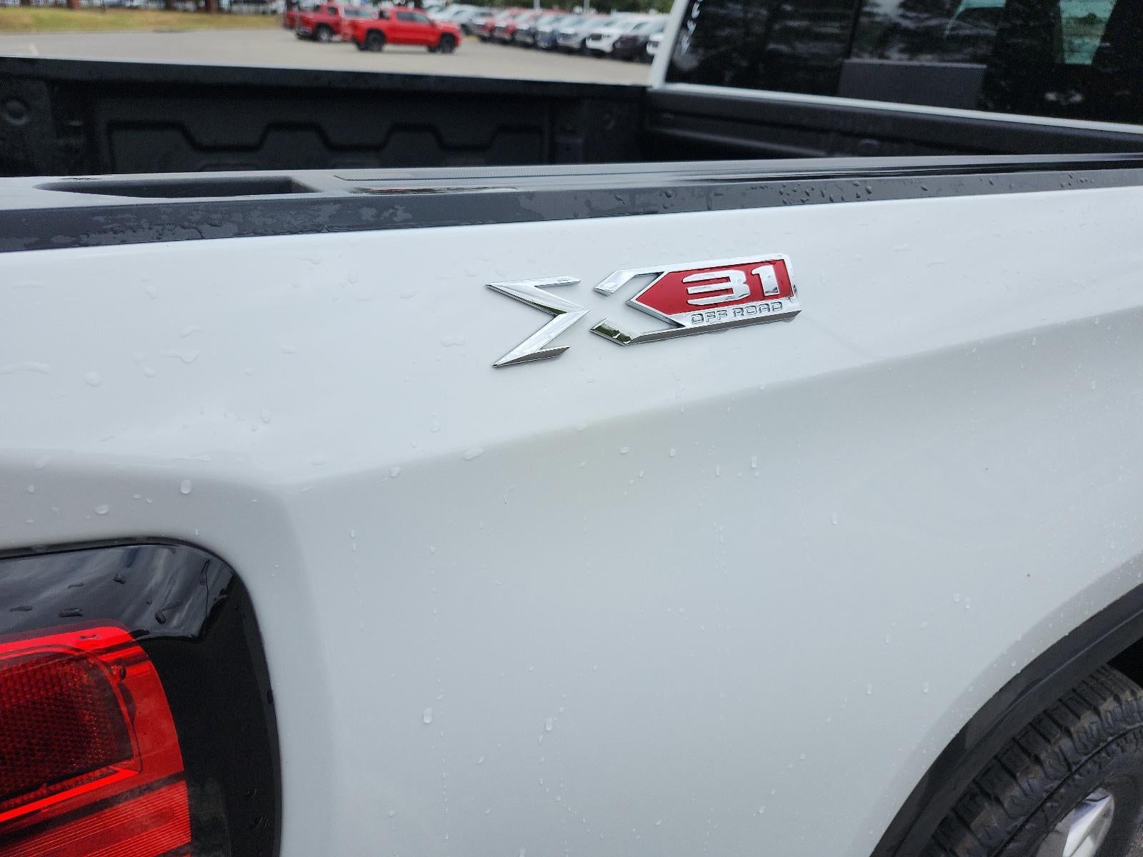 2026 GMC Sierra 1500 Crew Cab Short Box 4-Wheel Drive SLT