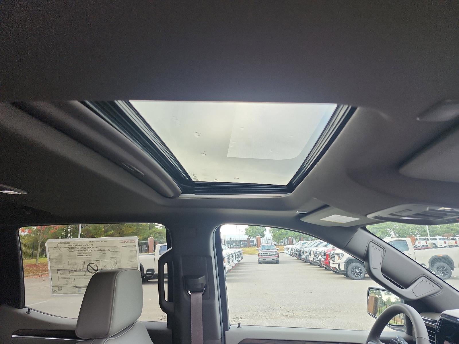 2026 GMC Sierra 1500 Crew Cab Short Box 4-Wheel Drive SLT