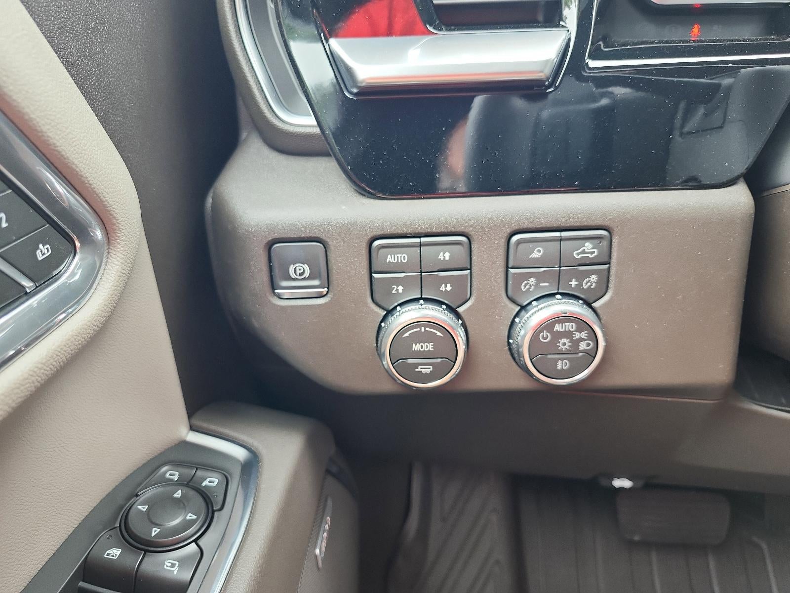 2026 GMC Sierra 1500 Crew Cab Short Box 4-Wheel Drive SLT