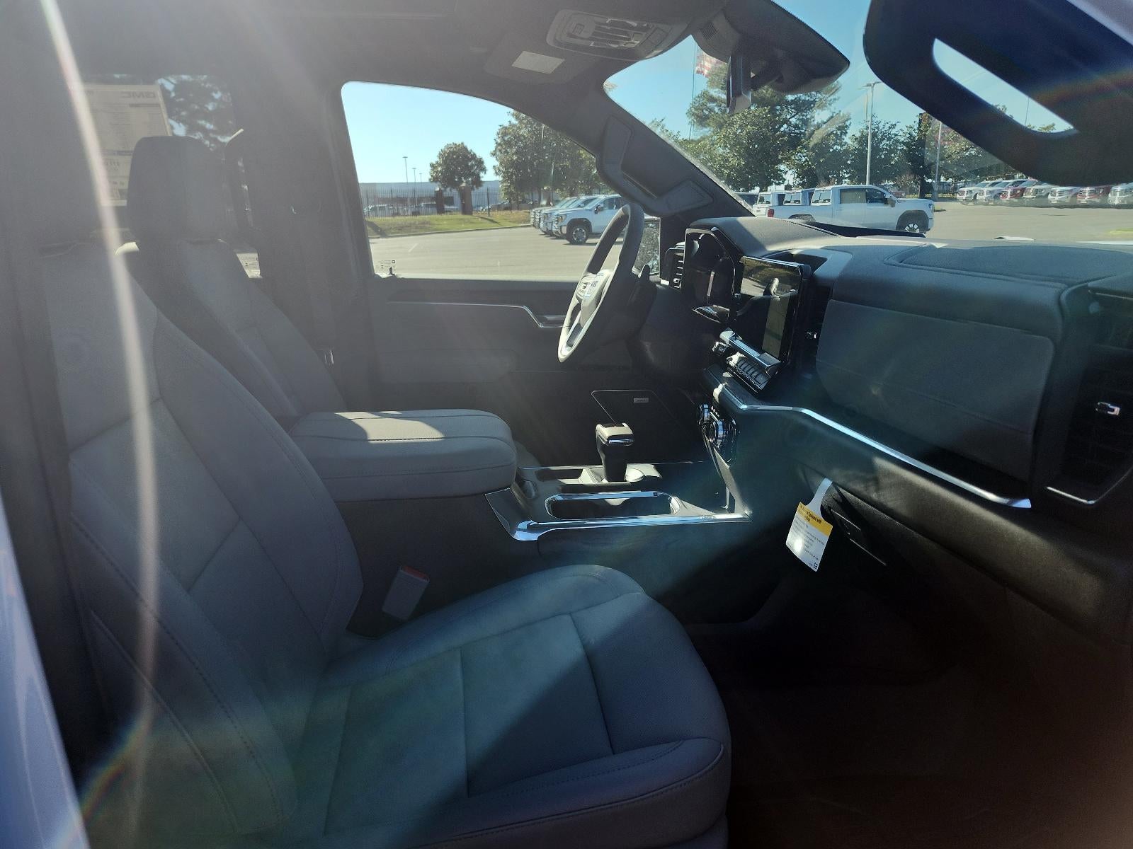 2026 GMC Sierra 1500 Crew Cab Short Box 4-Wheel Drive SLT