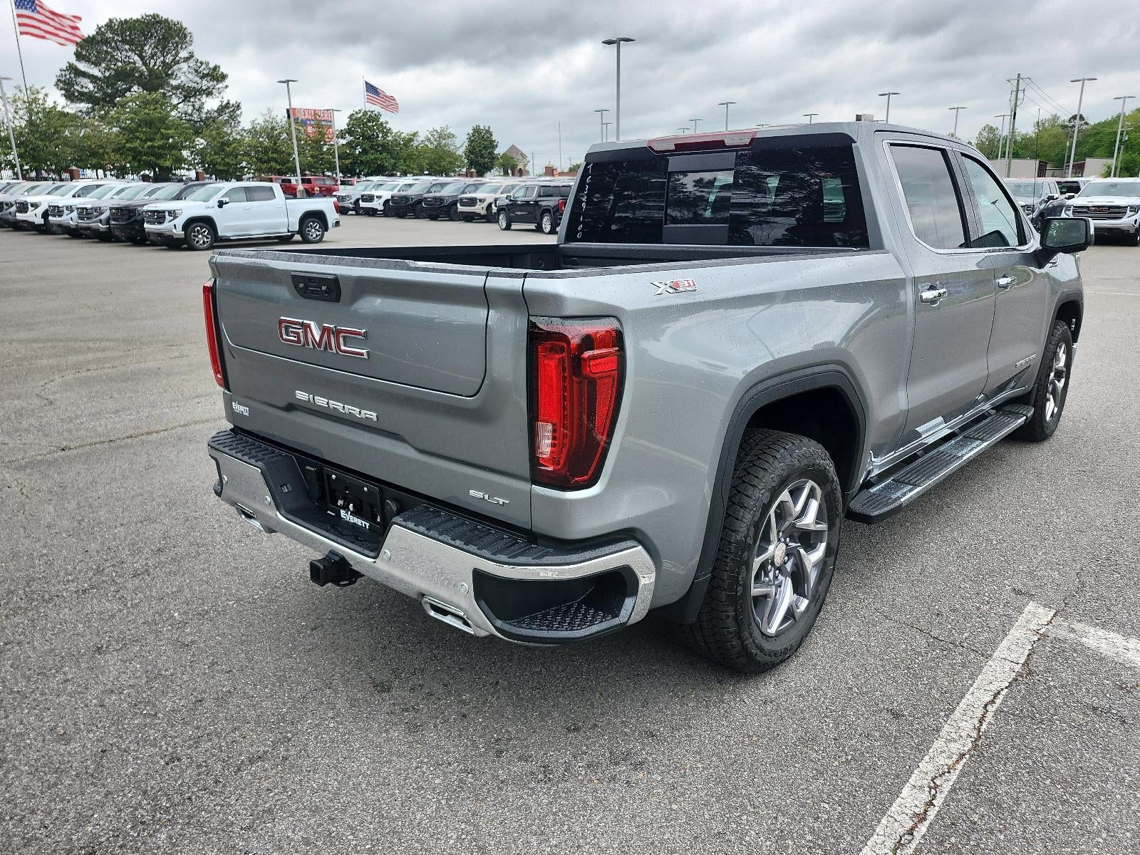 2026 GMC Sierra 1500 Crew Cab Short Box 4-Wheel Drive SLT