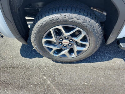 2026 GMC Sierra 1500 Crew Cab Short Box 4-Wheel Drive SLT