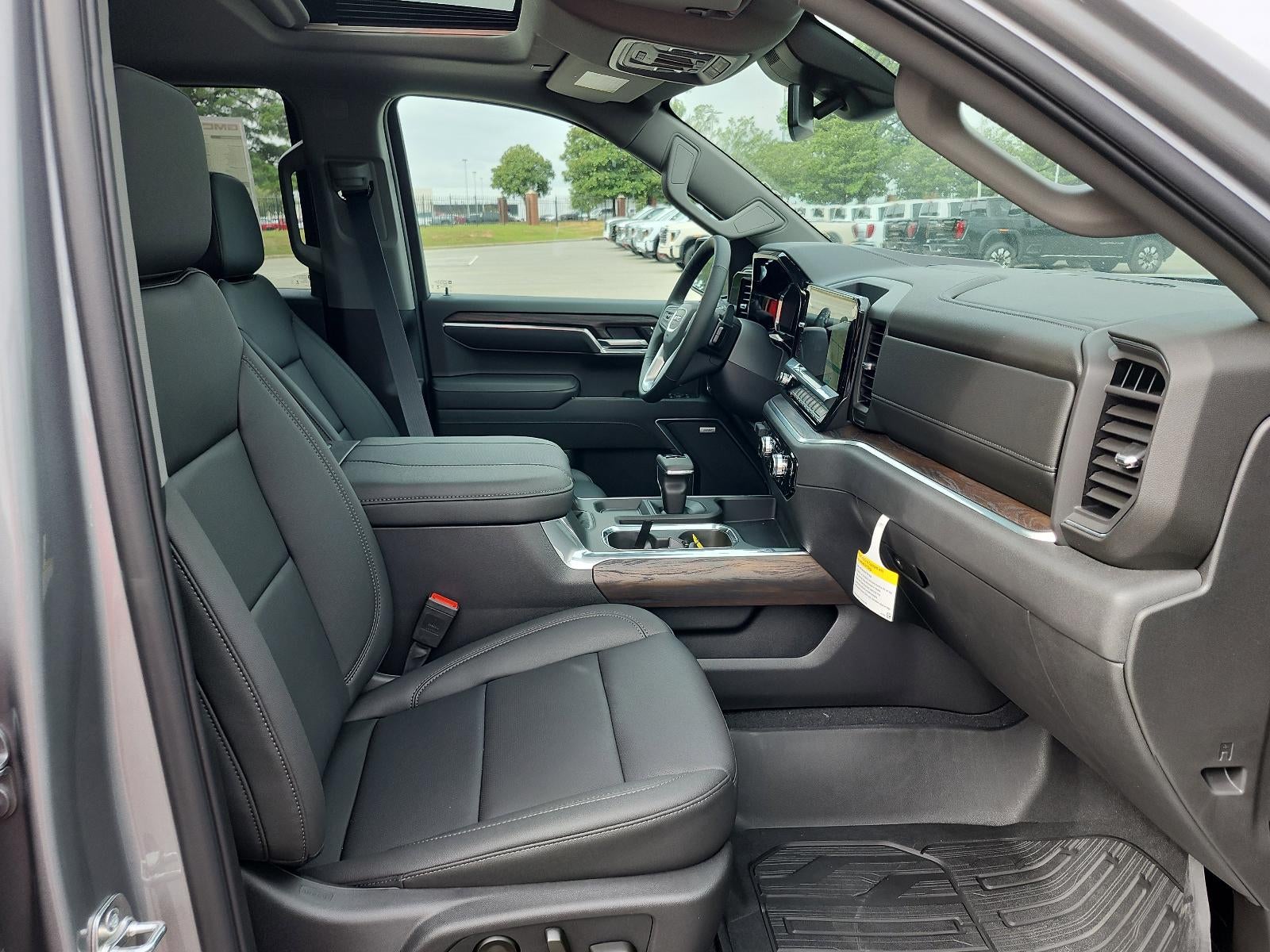 2026 GMC Sierra 1500 Crew Cab Short Box 4-Wheel Drive SLT