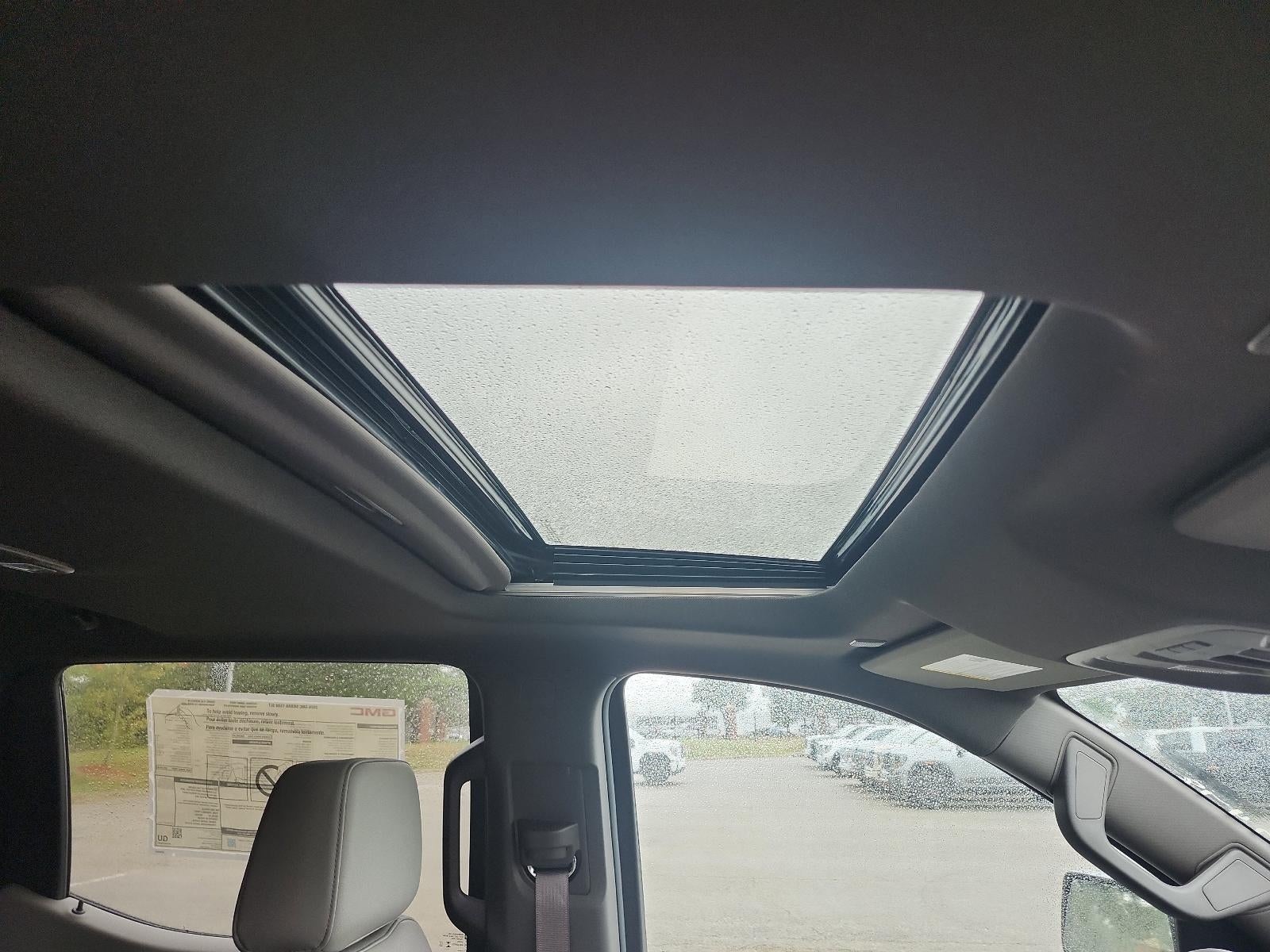 2026 GMC Sierra 1500 Crew Cab Short Box 4-Wheel Drive SLT