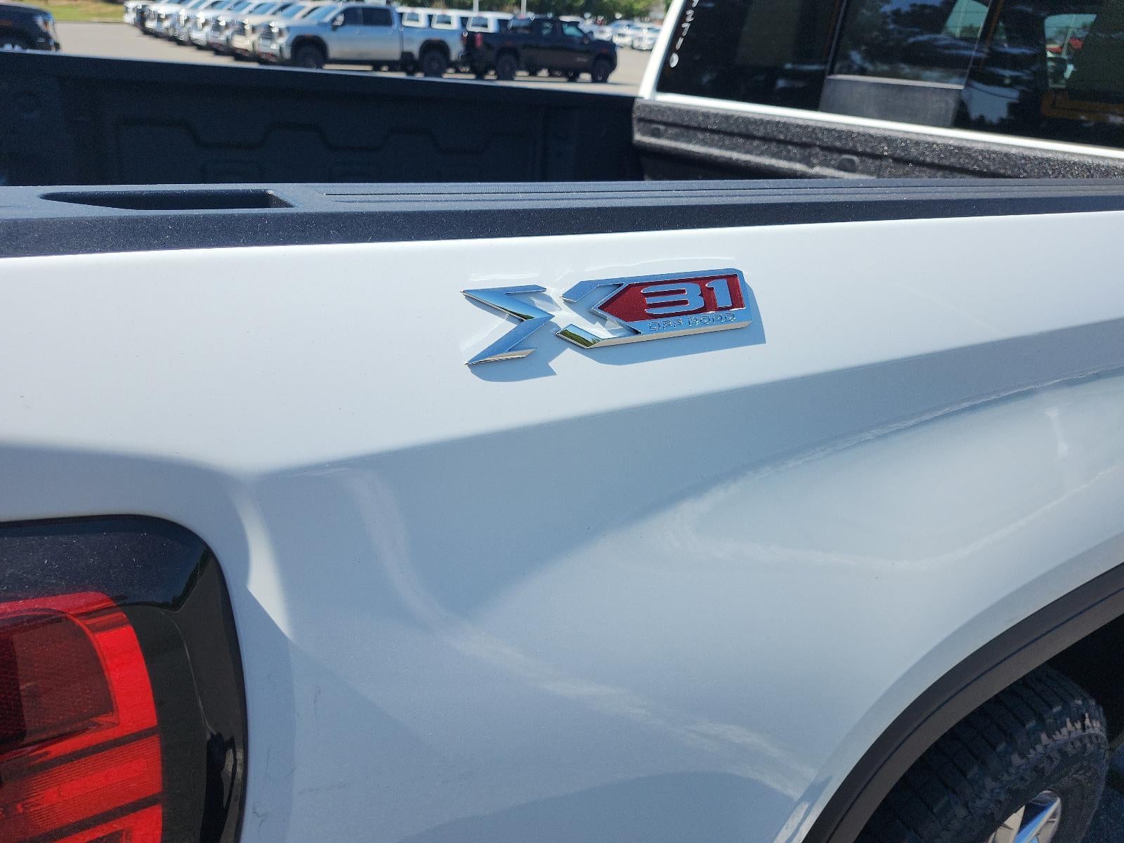 2026 GMC Sierra 1500 Crew Cab Short Box 4-Wheel Drive SLT