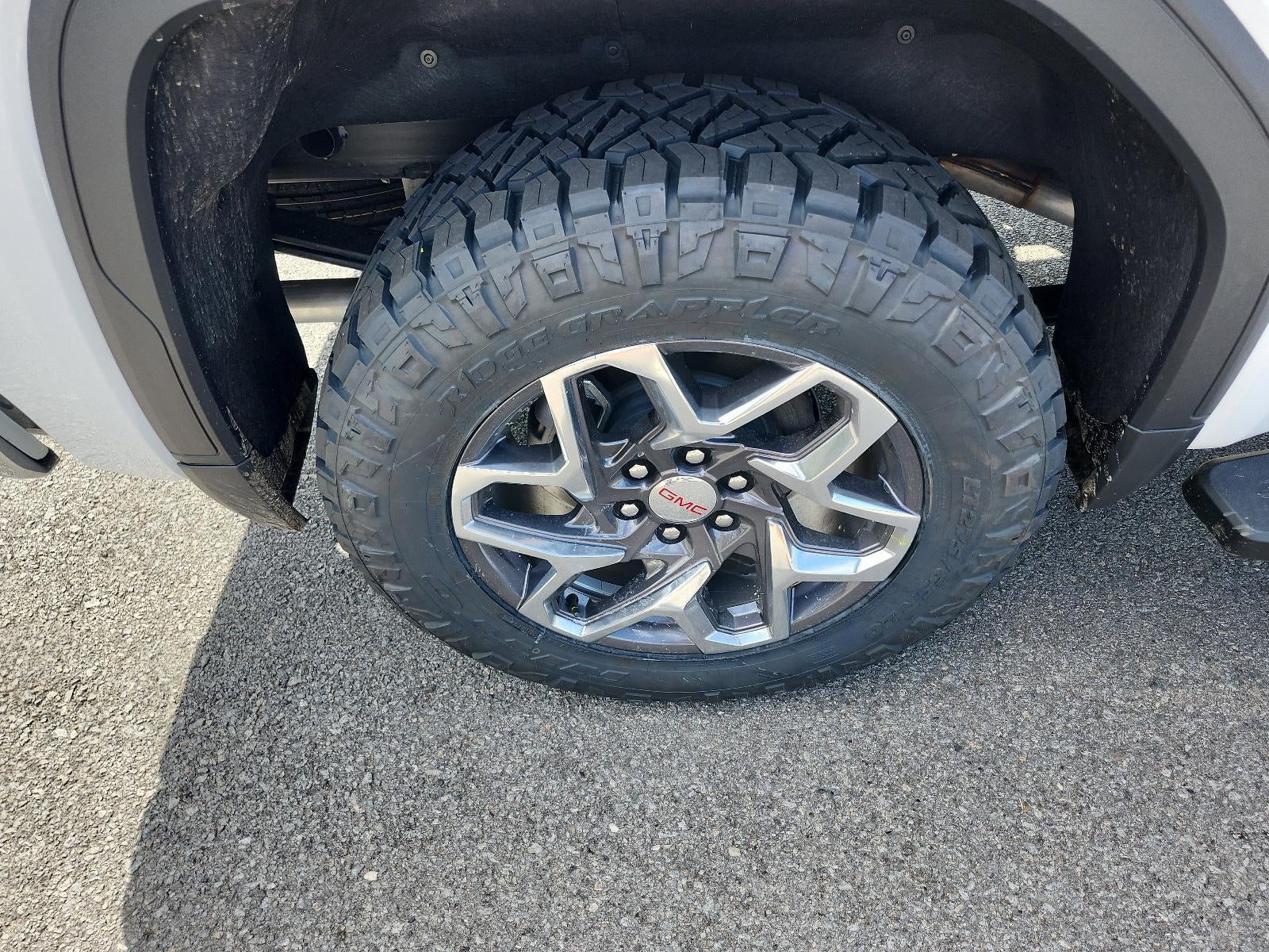 2026 GMC Sierra 1500 Crew Cab Short Box 4-Wheel Drive SLT