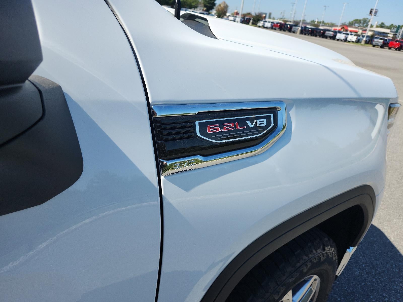 2026 GMC Sierra 1500 Crew Cab Short Box 4-Wheel Drive SLT