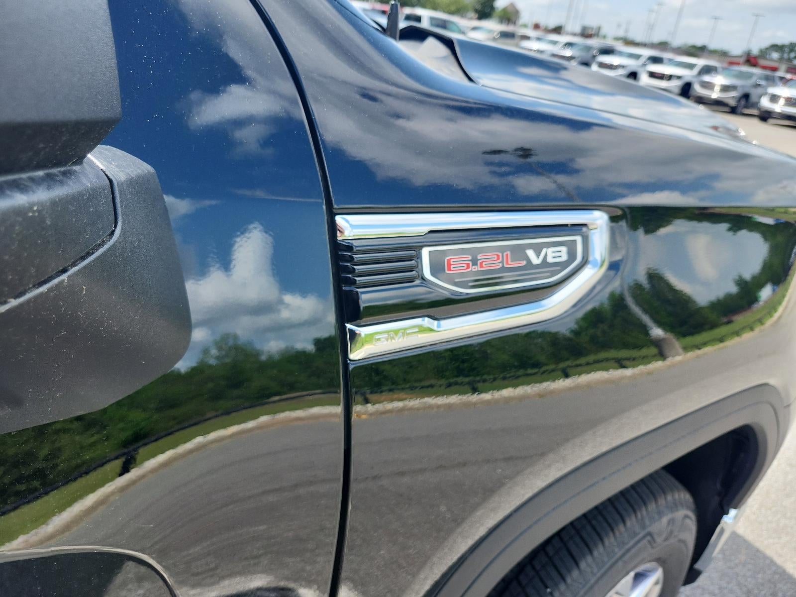 2026 GMC Sierra 1500 Crew Cab Short Box 4-Wheel Drive SLT