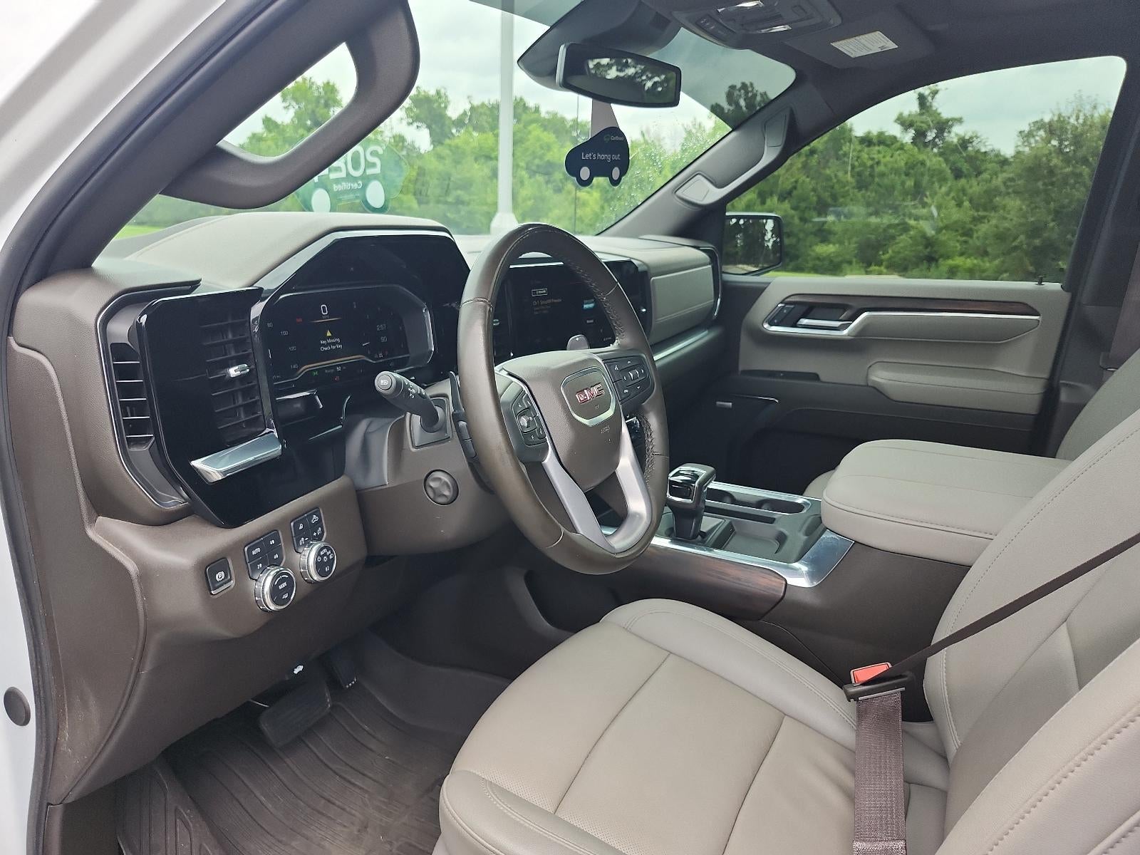 2024 GMC Sierra 1500 SLT