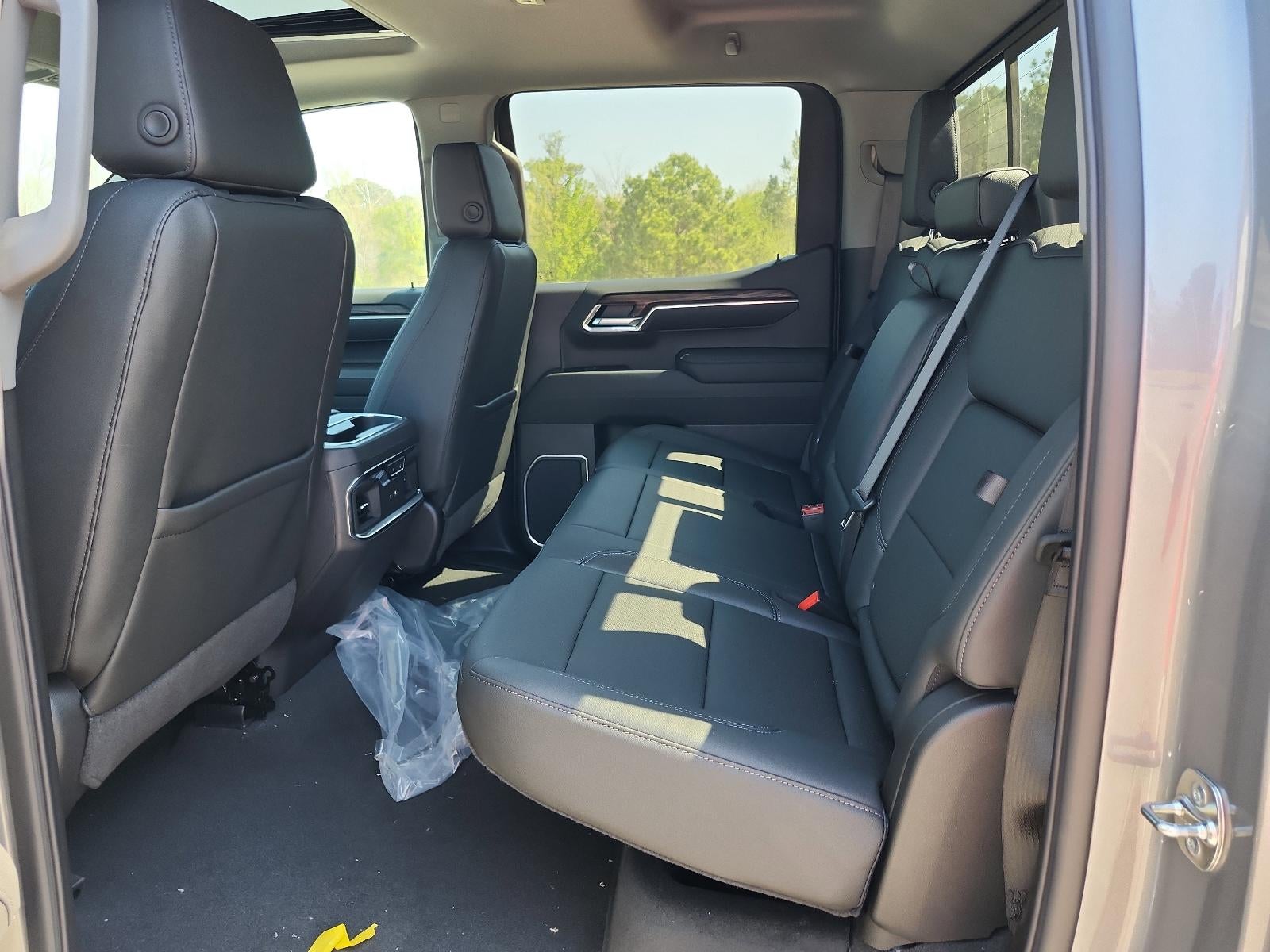 2026 GMC Sierra 1500 Crew Cab Short Box 4-Wheel Drive SLT