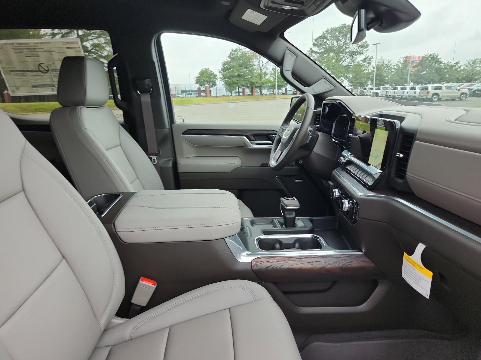 2026 GMC Sierra 1500 Crew Cab Short Box 4-Wheel Drive SLT