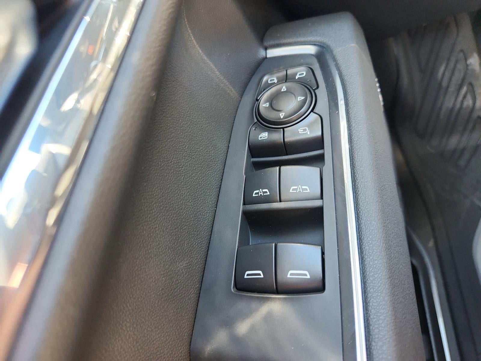 2026 GMC Sierra 1500 Crew Cab Short Box 4-Wheel Drive SLT