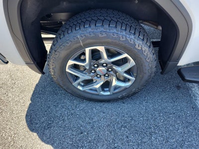 2026 GMC Sierra 1500 Crew Cab Short Box 4-Wheel Drive SLT