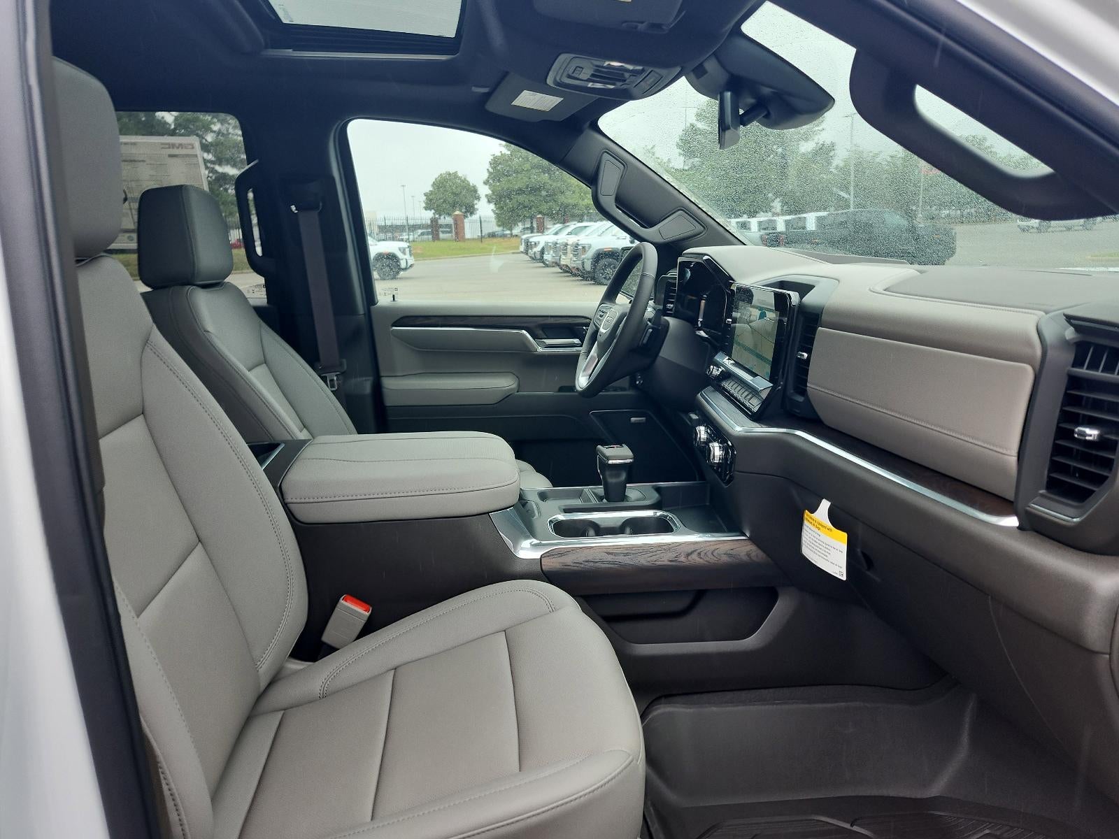 2026 GMC Sierra 1500 Crew Cab Short Box 4-Wheel Drive SLT