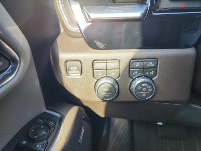 2026 GMC Sierra 1500 Crew Cab Short Box 4-Wheel Drive SLT