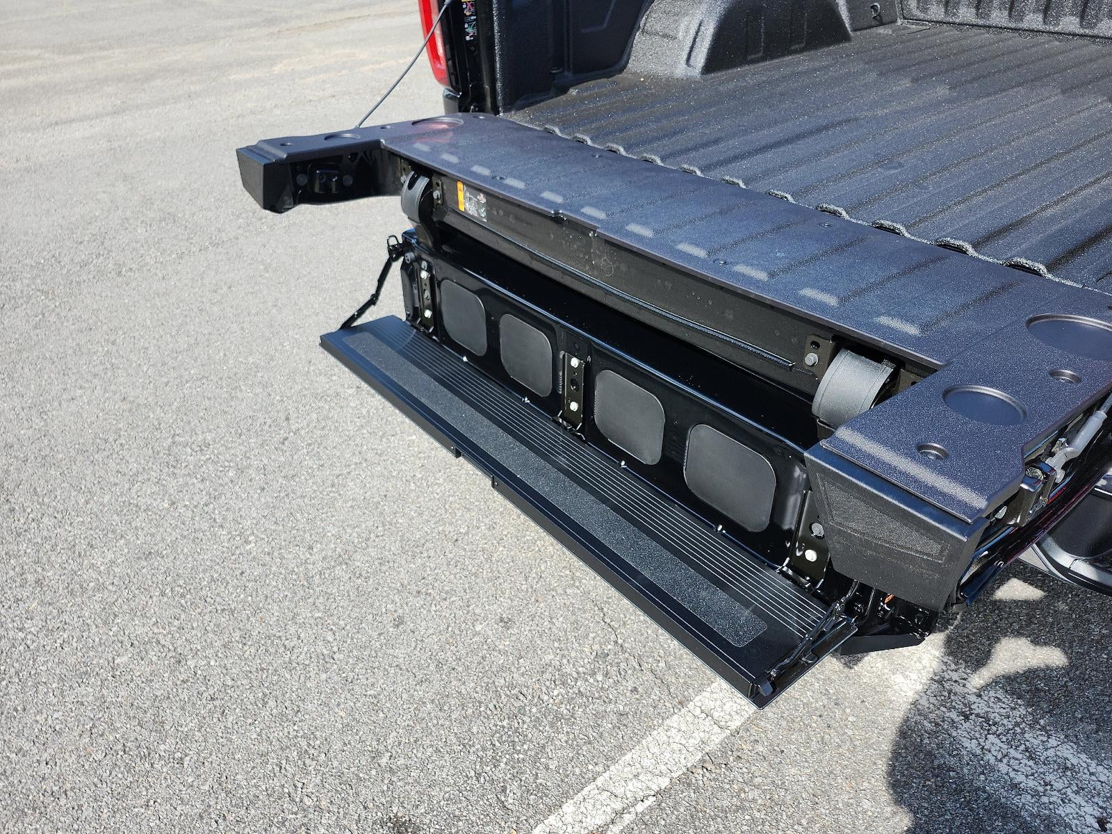 2026 GMC Sierra 1500 Crew Cab Short Box 4-Wheel Drive SLT