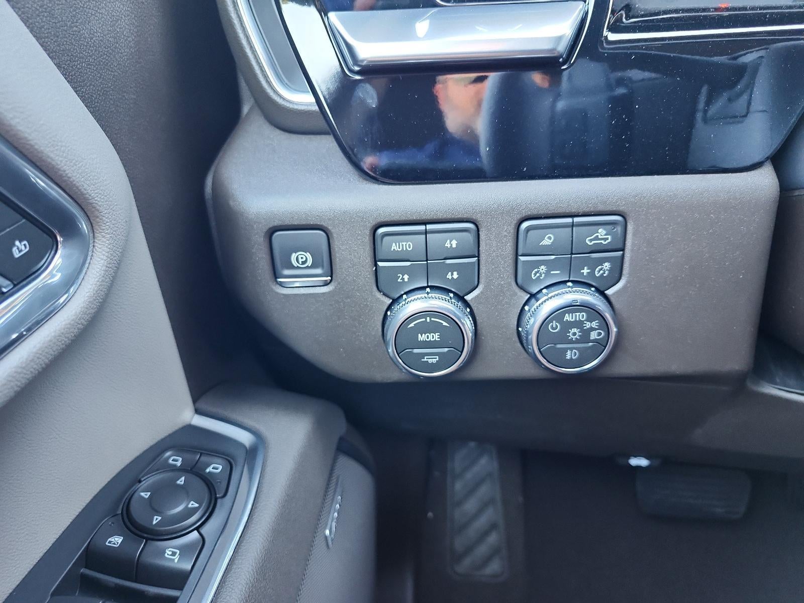 2026 GMC Sierra 1500 Crew Cab Short Box 4-Wheel Drive SLT