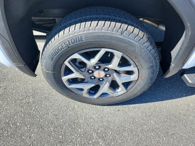 2026 GMC Sierra 1500 Crew Cab Short Box 4-Wheel Drive SLT