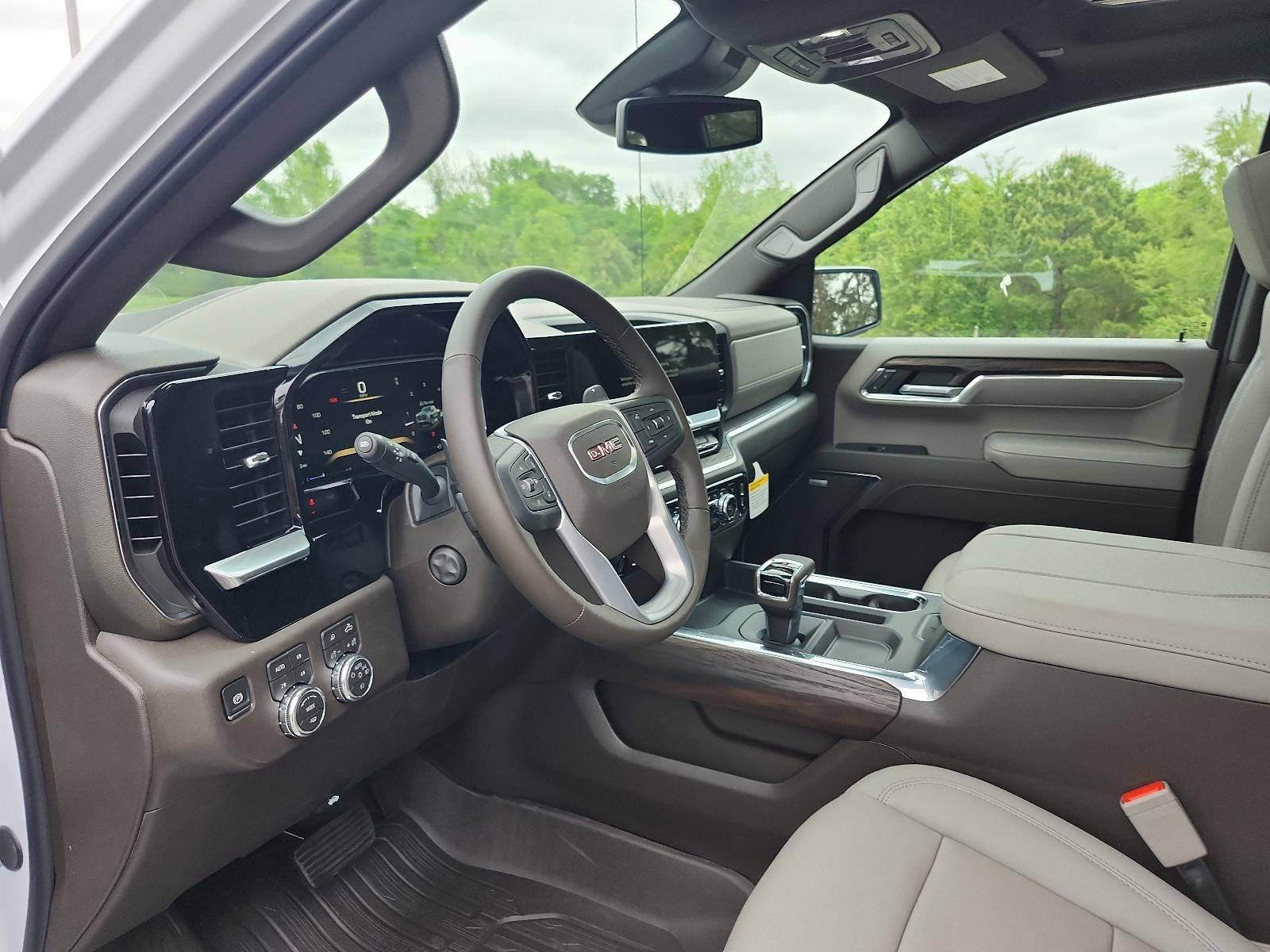 2026 GMC Sierra 1500 Crew Cab Short Box 4-Wheel Drive SLT