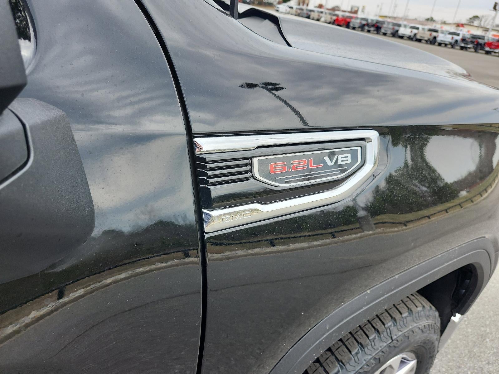 2026 GMC Sierra 1500 Crew Cab Short Box 4-Wheel Drive SLT