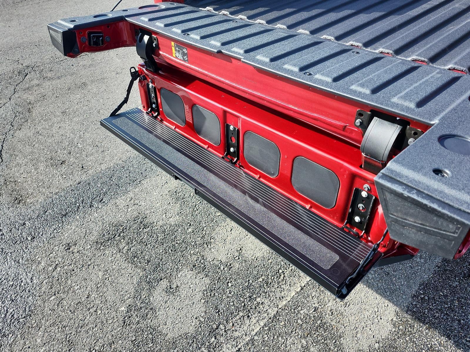 2026 GMC Sierra 1500 Crew Cab Short Box 4-Wheel Drive SLT