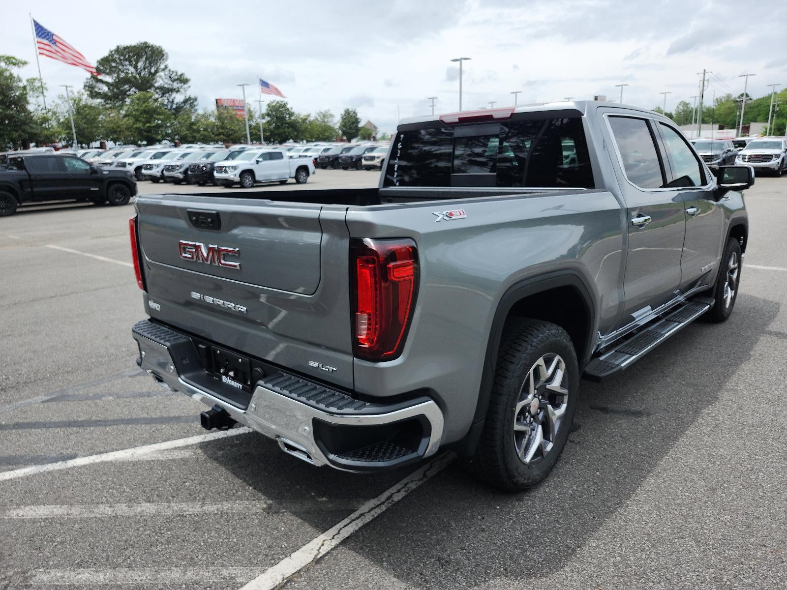 2026 GMC Sierra 1500 Crew Cab Short Box 4-Wheel Drive SLT