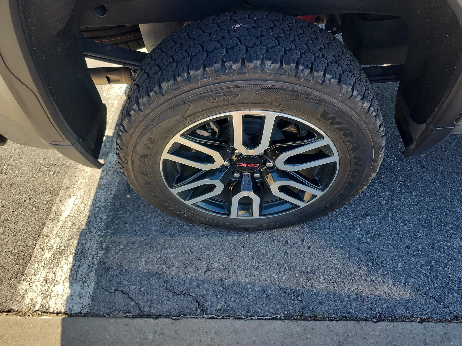2025 GMC Sierra 1500 AT4