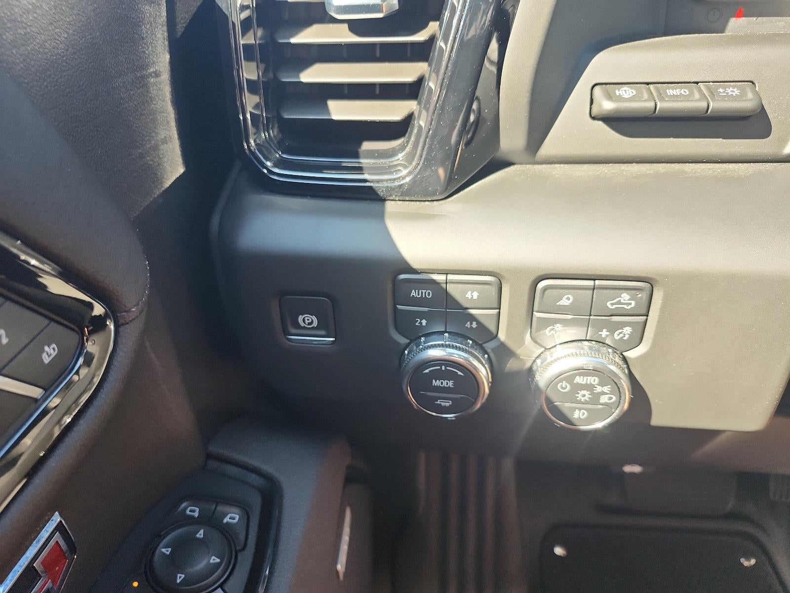 2025 GMC Sierra 1500 AT4