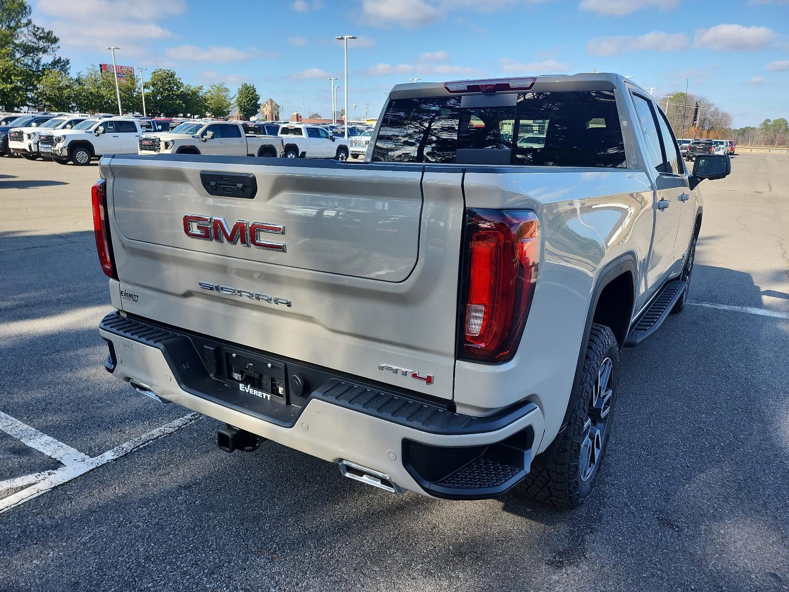2026 GMC Sierra 1500 Crew Cab Short Box 4-Wheel Drive AT4