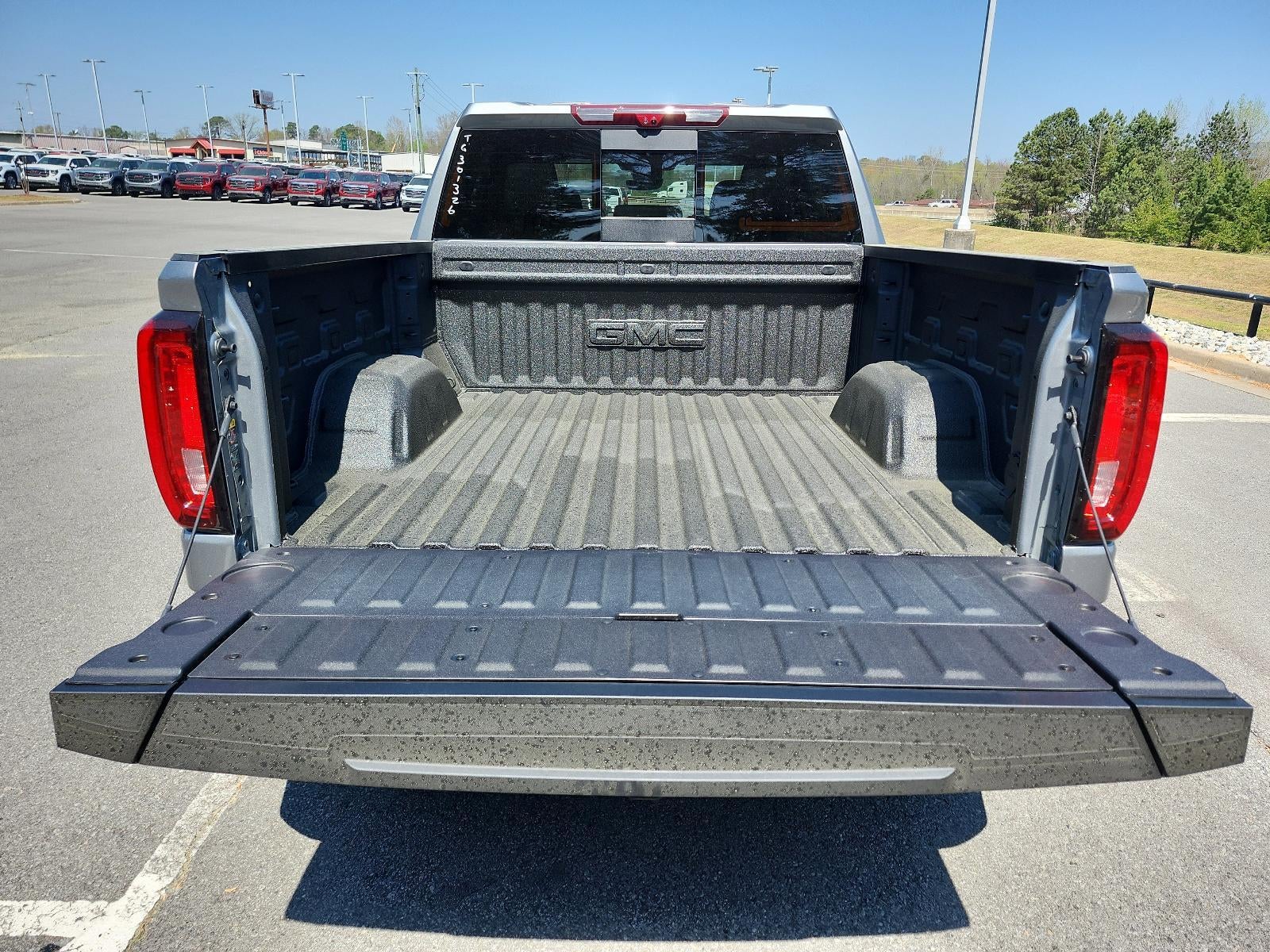 2026 GMC Sierra 1500 Crew Cab Short Box 4-Wheel Drive AT4