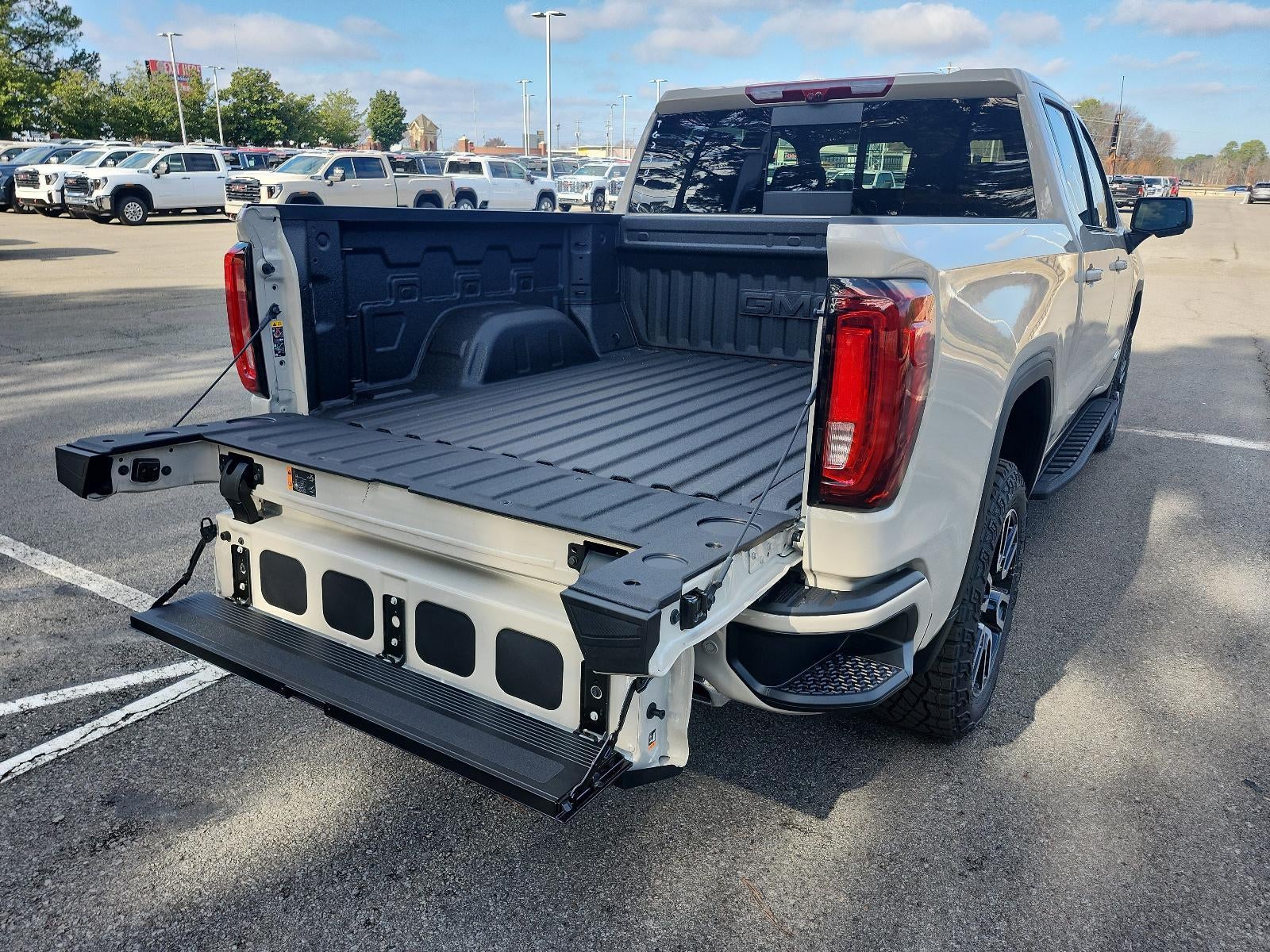 2026 GMC Sierra 1500 Crew Cab Short Box 4-Wheel Drive AT4