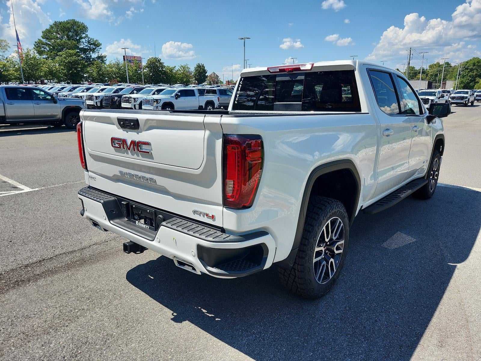 2026 GMC Sierra 1500 Crew Cab Short Box 4-Wheel Drive AT4