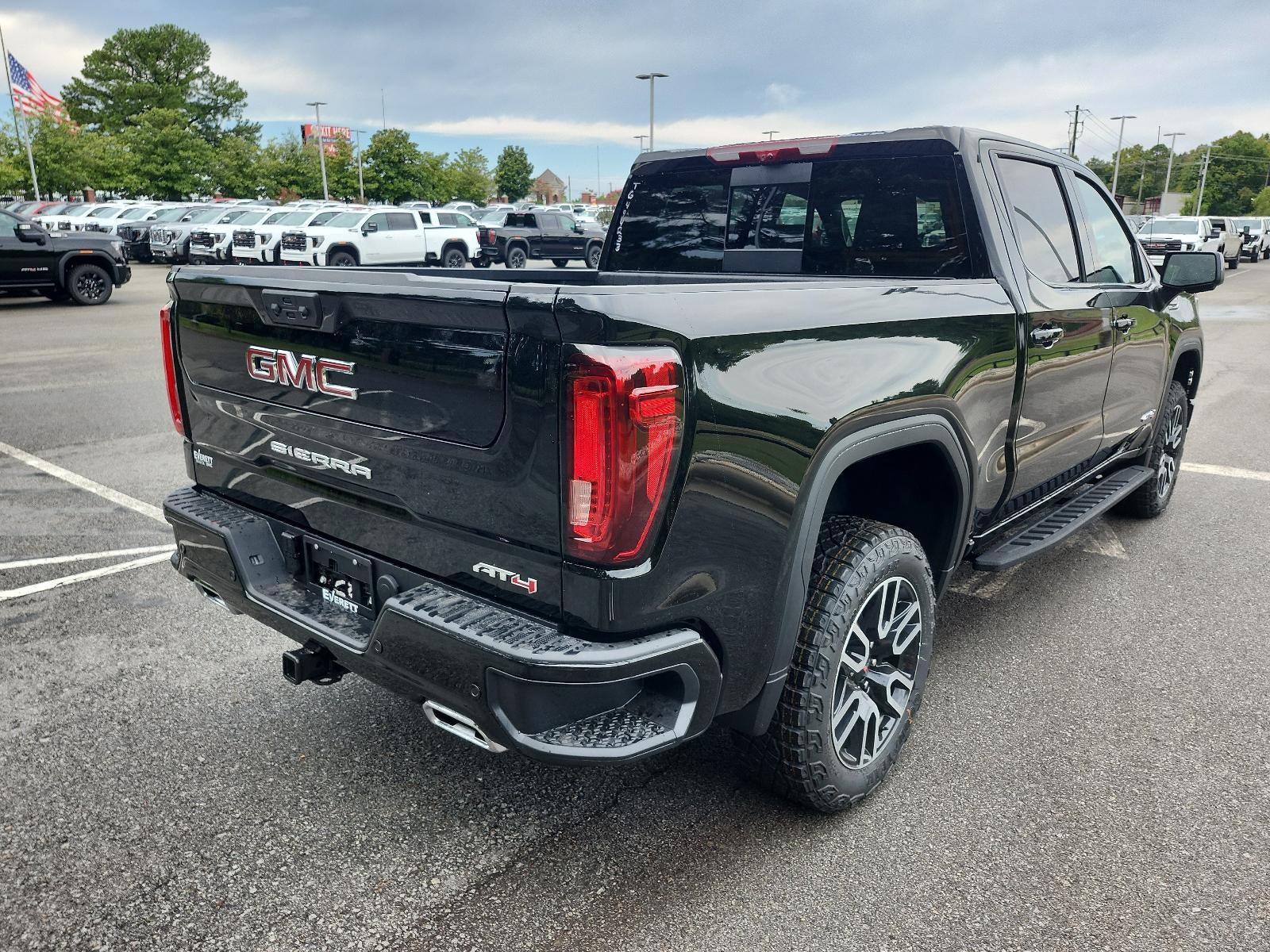 2026 GMC Sierra 1500 Crew Cab Short Box 4-Wheel Drive AT4