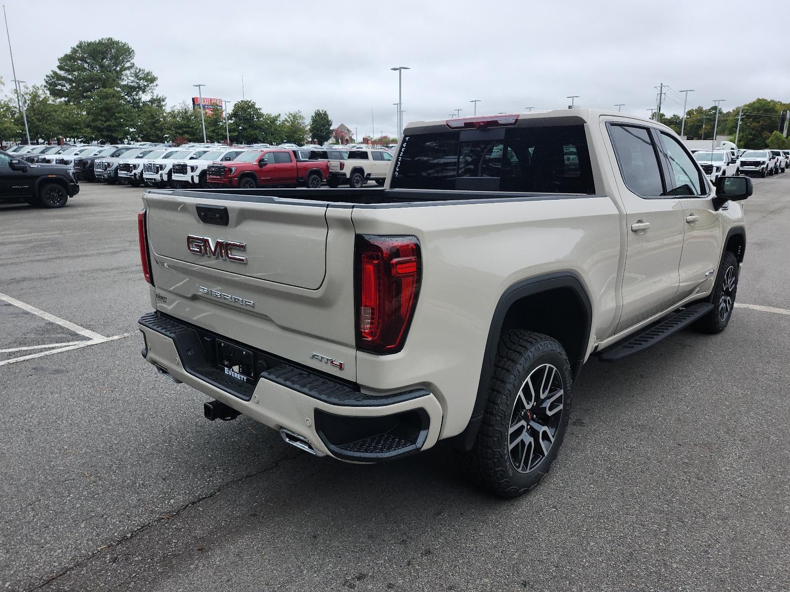 2026 GMC Sierra 1500 Crew Cab Short Box 4-Wheel Drive AT4