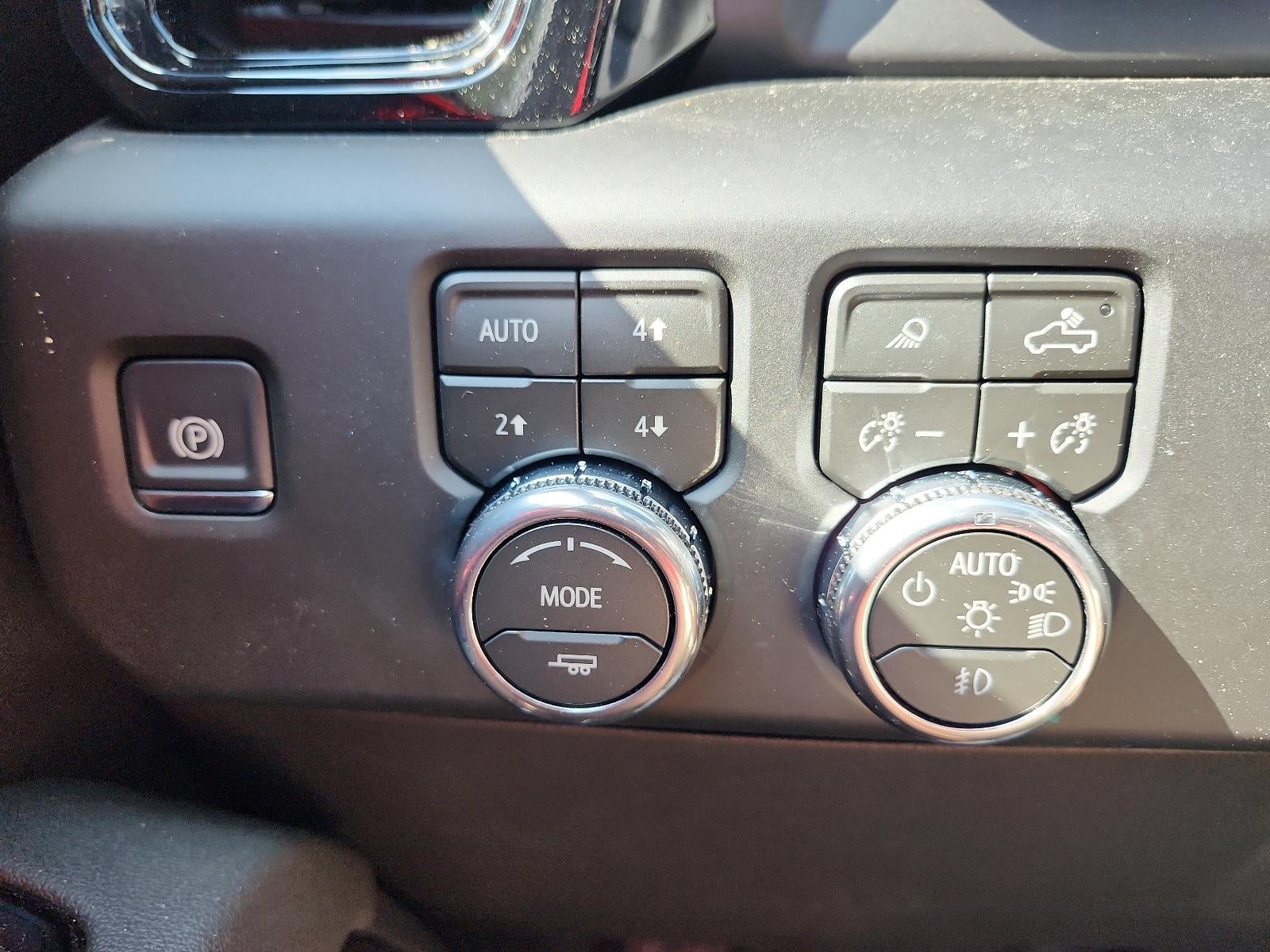 2026 GMC Sierra 1500 Crew Cab Short Box 4-Wheel Drive AT4