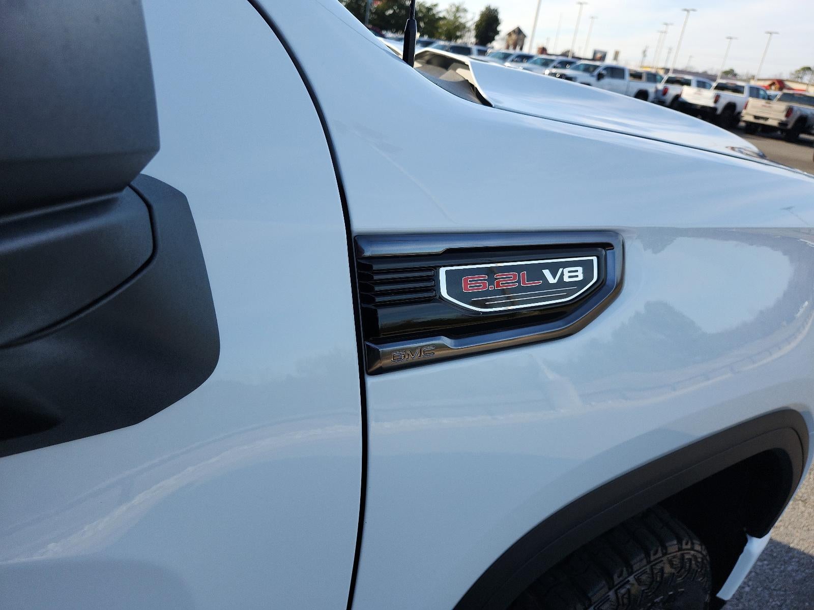 2025 GMC Sierra 1500 AT4