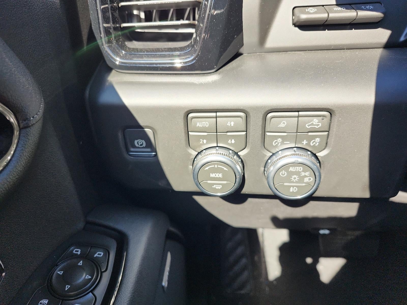 2026 GMC Sierra 1500 Crew Cab Short Box 4-Wheel Drive AT4