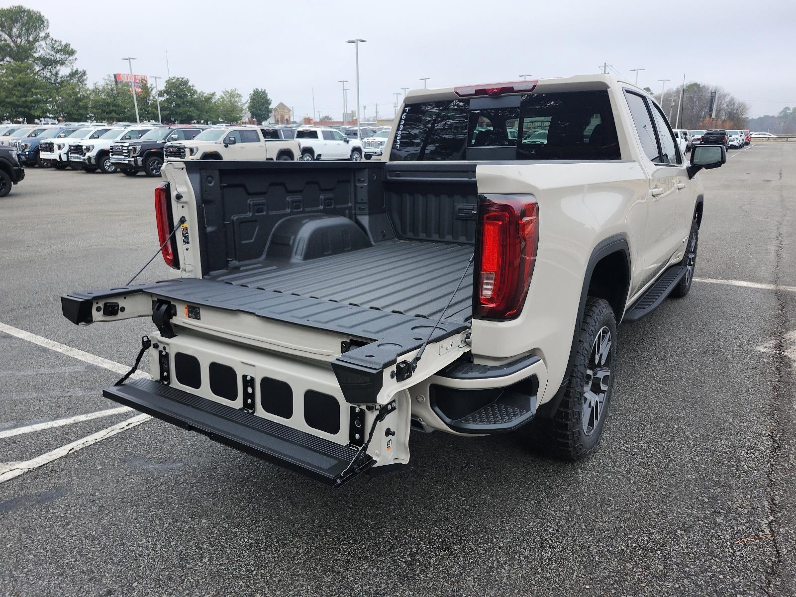 2026 GMC Sierra 1500 Crew Cab Short Box 4-Wheel Drive AT4
