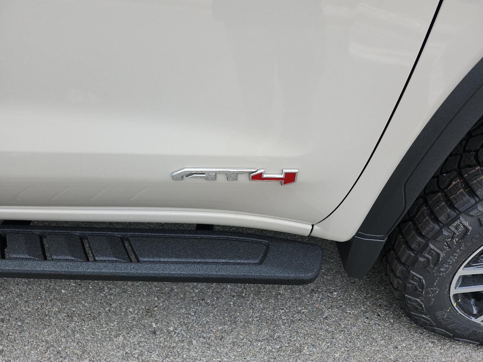 2026 GMC Sierra 1500 Crew Cab Short Box 4-Wheel Drive AT4