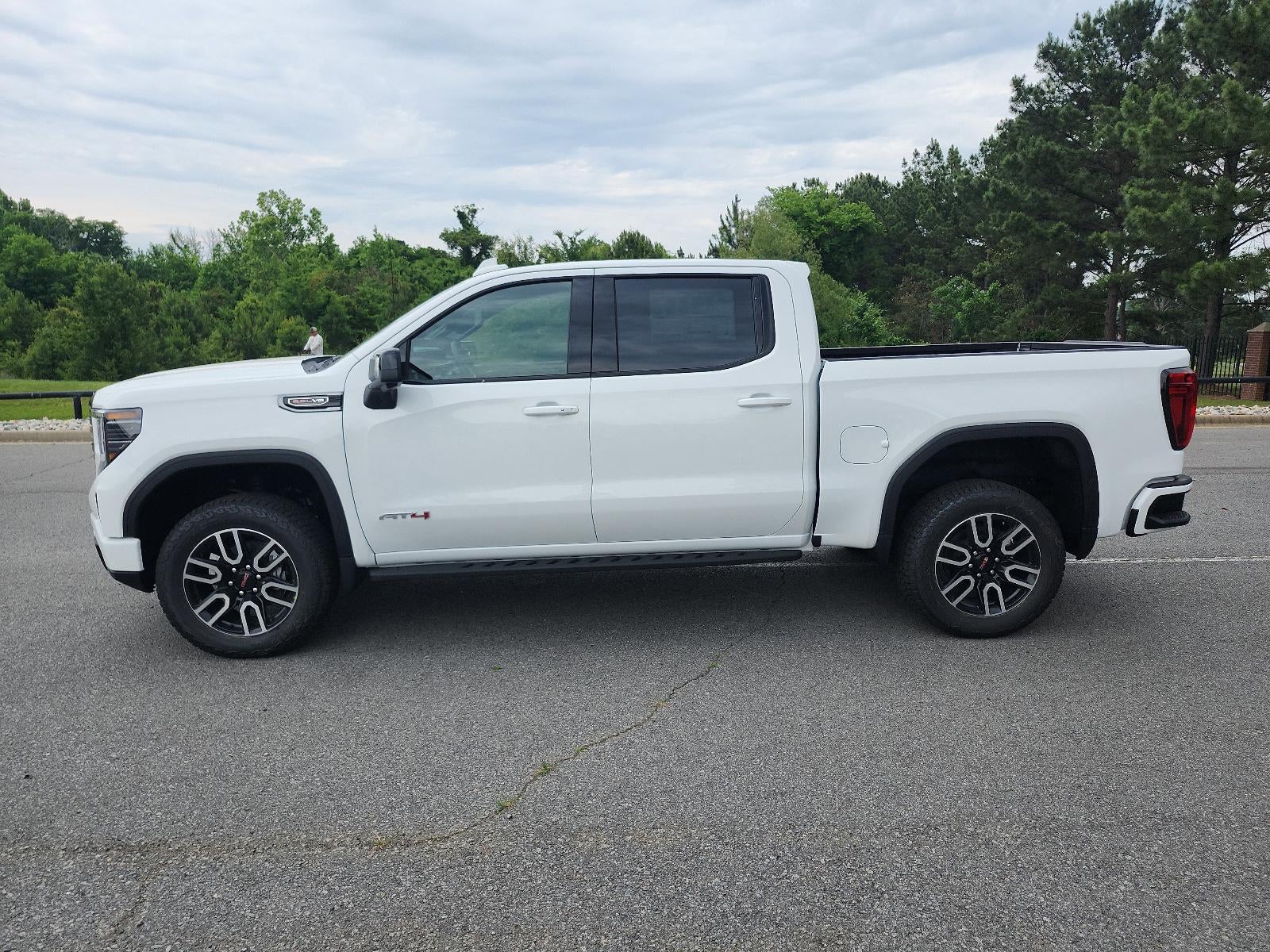 2026 GMC Sierra 1500 Crew Cab Short Box 4-Wheel Drive AT4